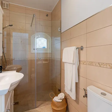 San Juan Capistrano, 2 Bedrooms *